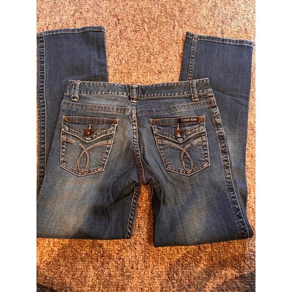 Calvin Klein regular wash size 4 blue boot cut jeans  - Picture 5 of 7